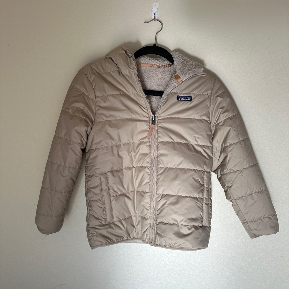 Youth Large Patagonia Reversible Ready Freddy Tan Puffer/Fleece Jacket